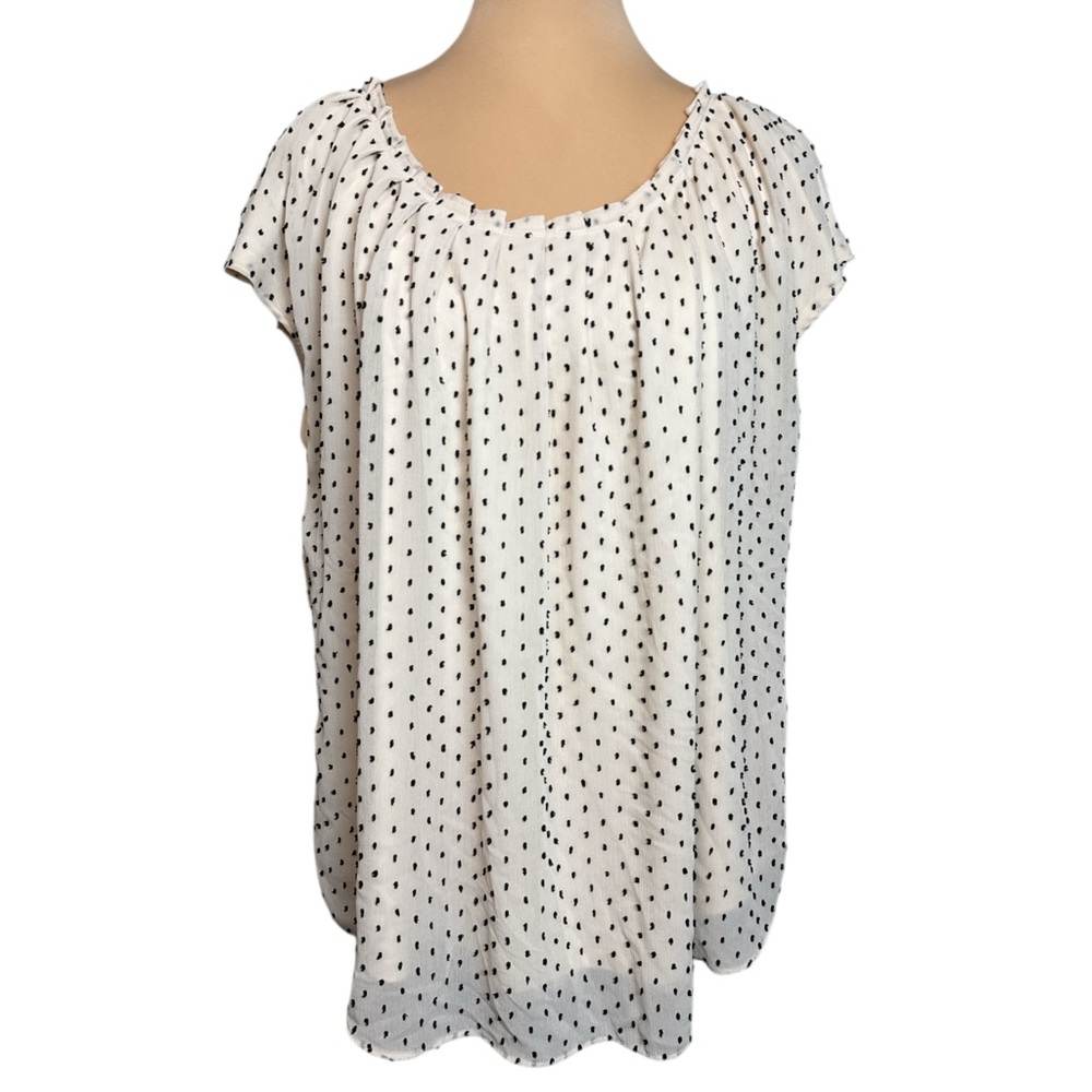 LC Lauren Conrad EUC Cream Blouse with Black Dots Size XL